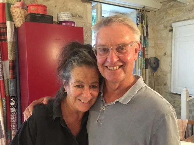 Une photo de John et Jane, les propriétaires de Pauliac Chambre d'Hotes.